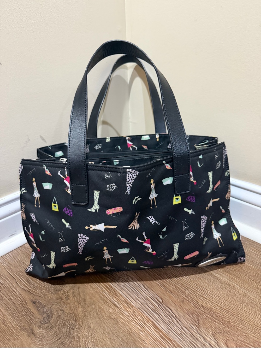 Nicole Miller New York Fashion Print Tote Bag Black Nylon Shoulder Handbag - Picture 3 of 11